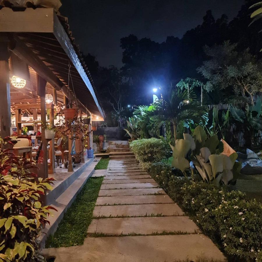 Villa Kayu يوغياكارتا المظهر الخارجي الصورة