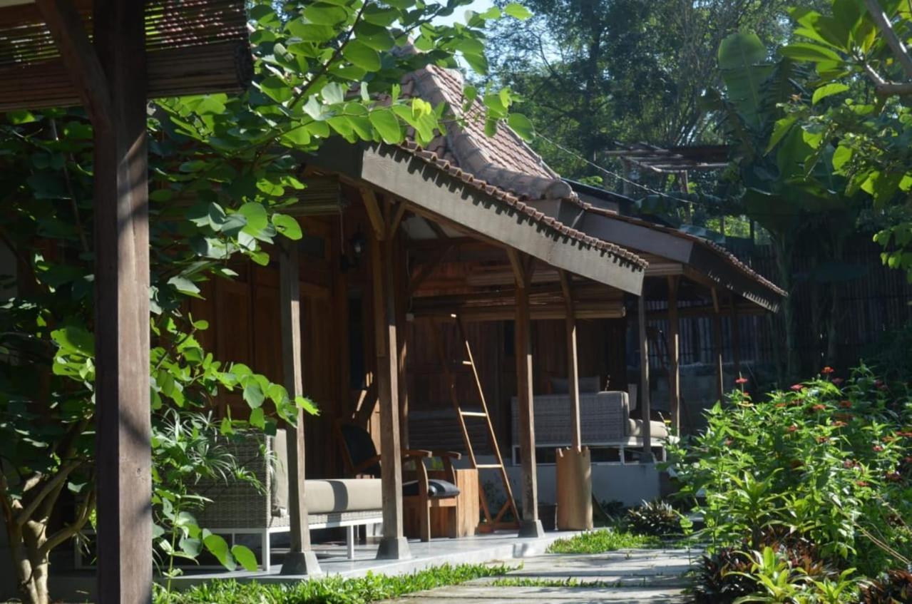 Villa Kayu يوغياكارتا المظهر الخارجي الصورة